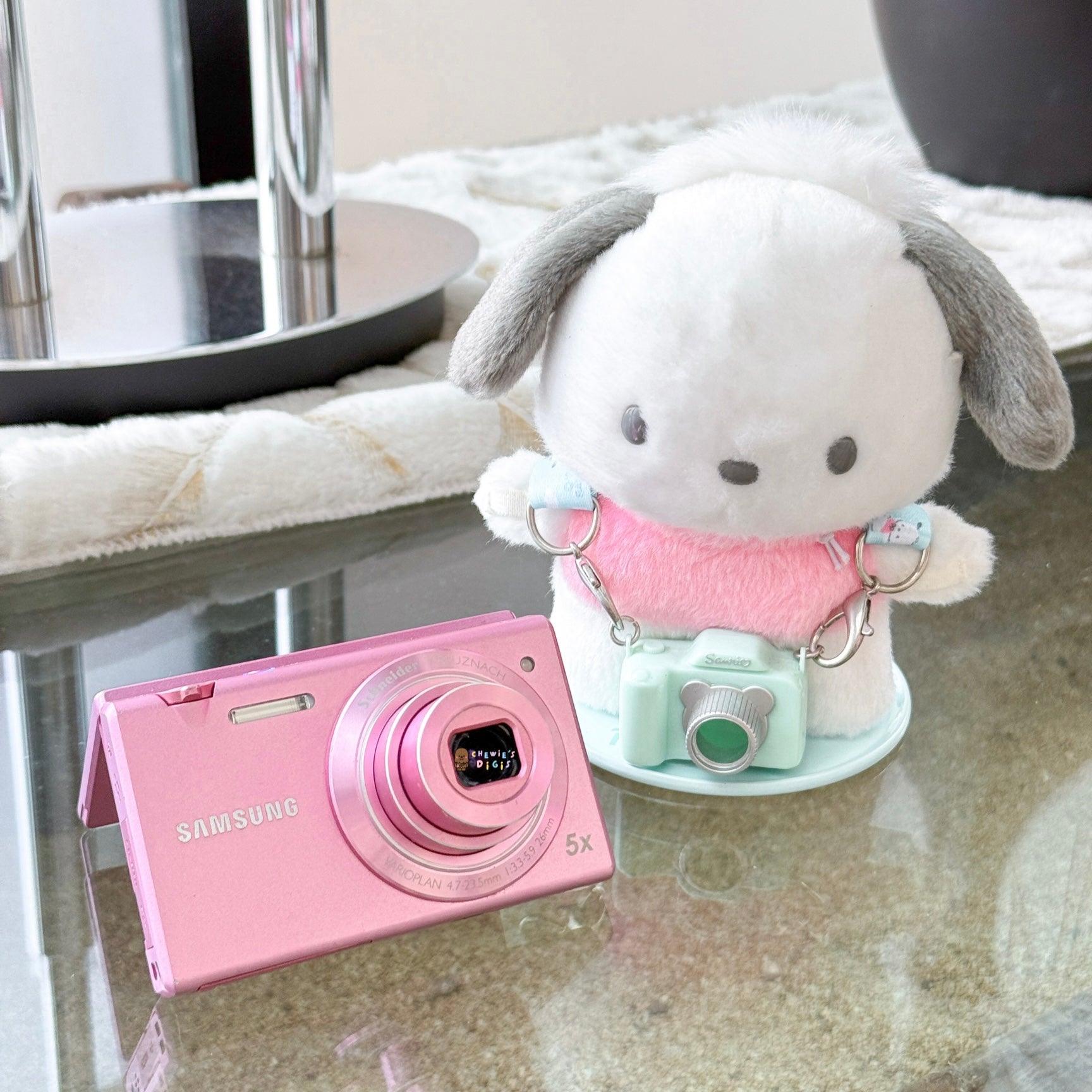 Samsung MV800f (Flip Screen)